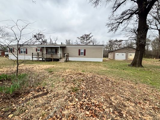 426867 E 1090 RD