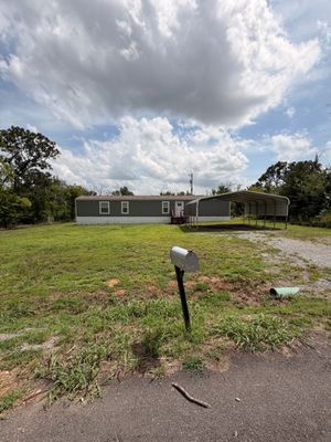 323 SWAN RD