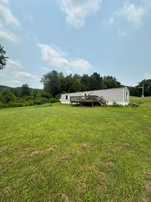 1553 MIDDLE FORK RD