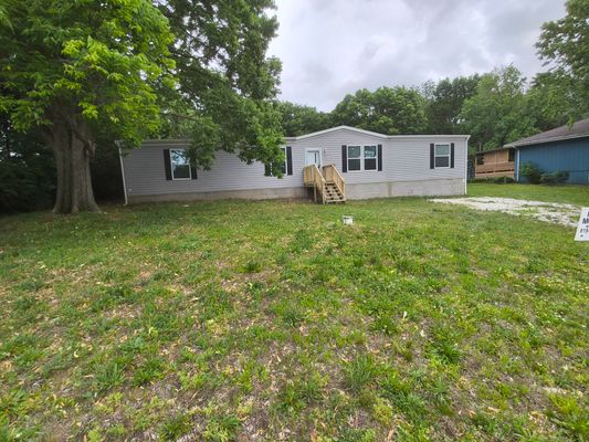 5450 SAND RIDGE RD