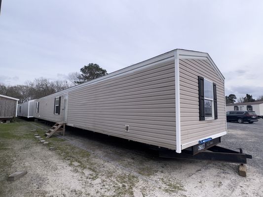 4700 NE EVANGELINE THRUWAY