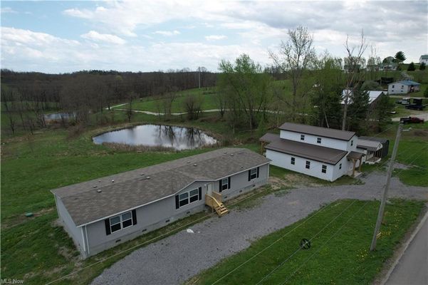 2112 CANYON RD