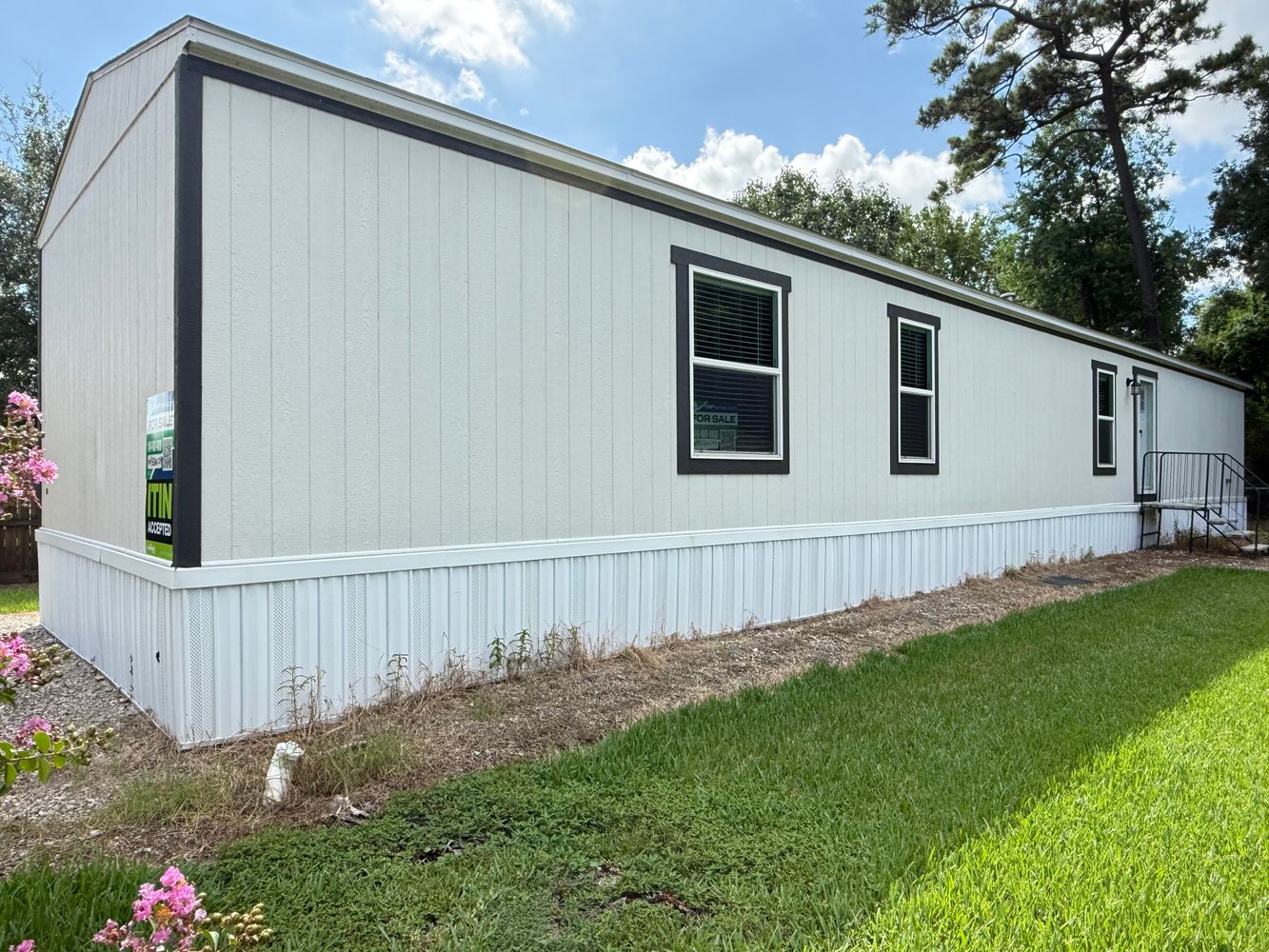 16928 AVENUE B LOT 1