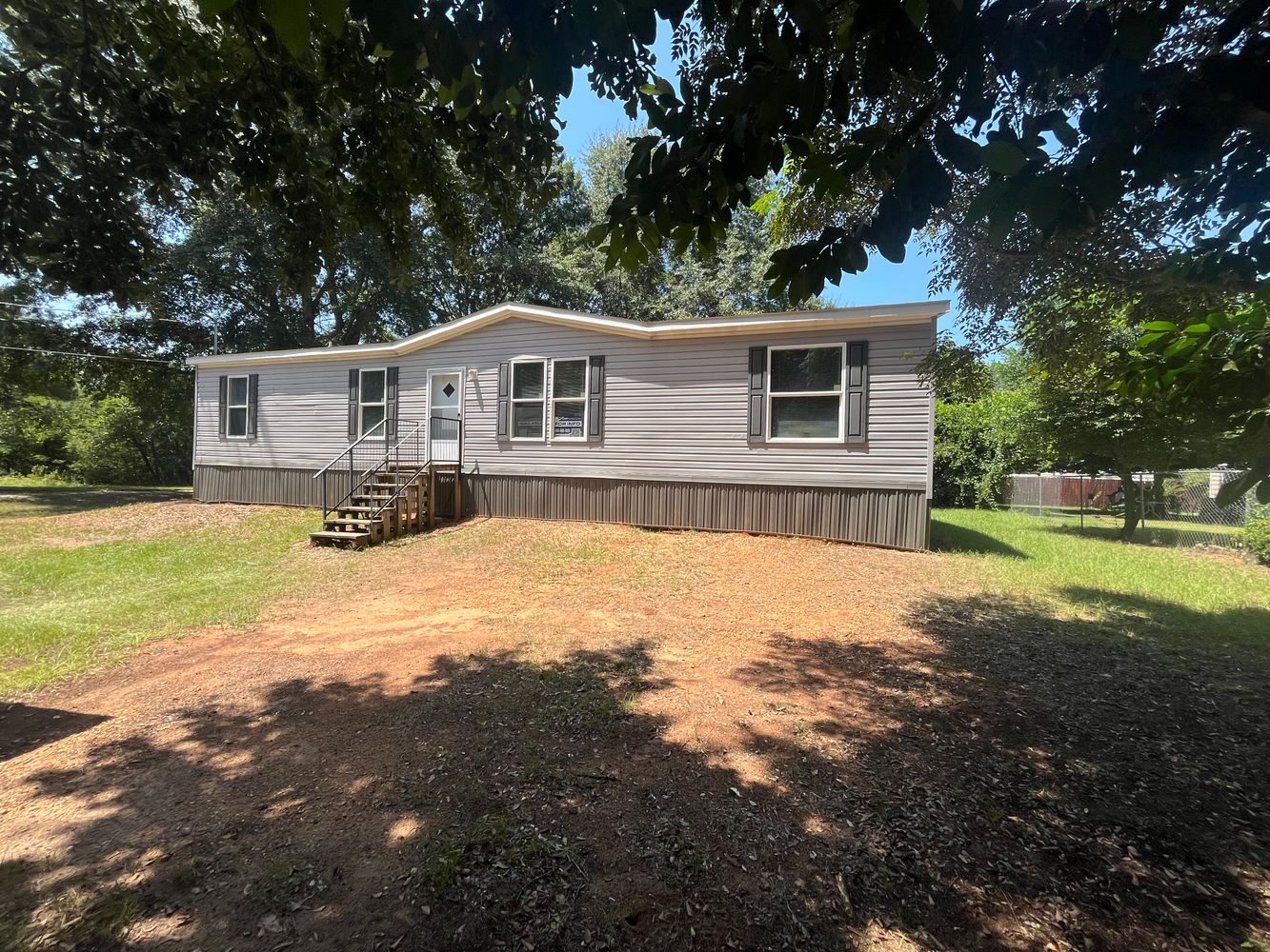 15 BOLDEN CIR