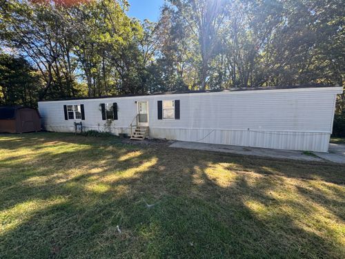 13256 LAKE CIRCLE DR