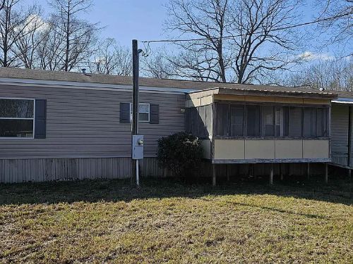 323 LOOMIS LN