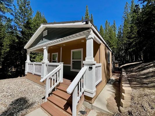 955 SHADY LANE