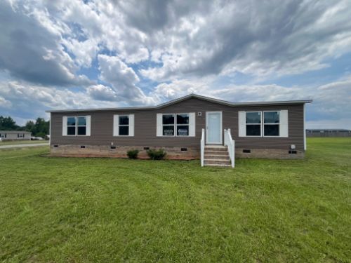 44 BERMUDA DR
