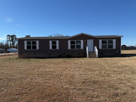 44 BERMUDA DR