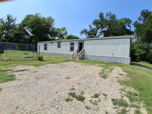 175 OAK CREST DR