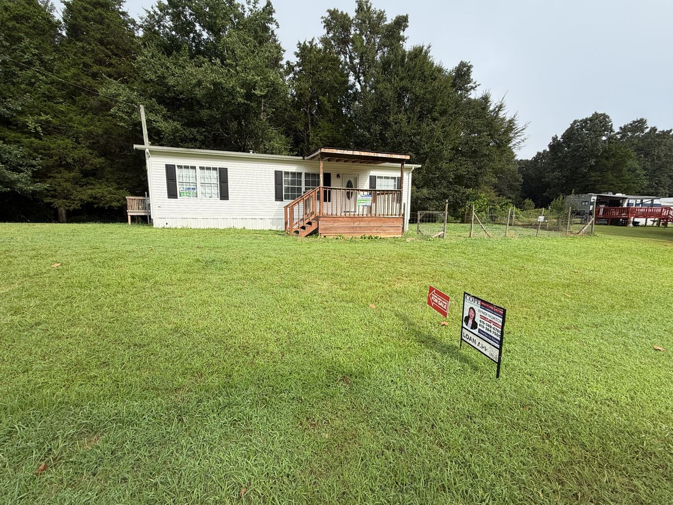 233 SUNNYFIELD LN