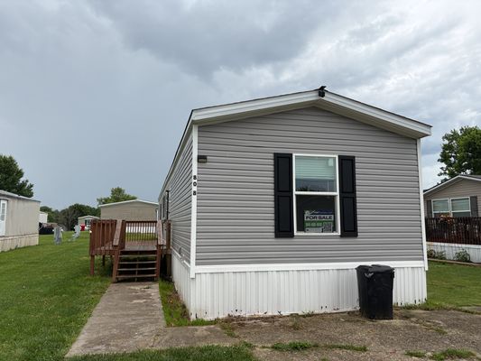 808 DOUBLETREE DR